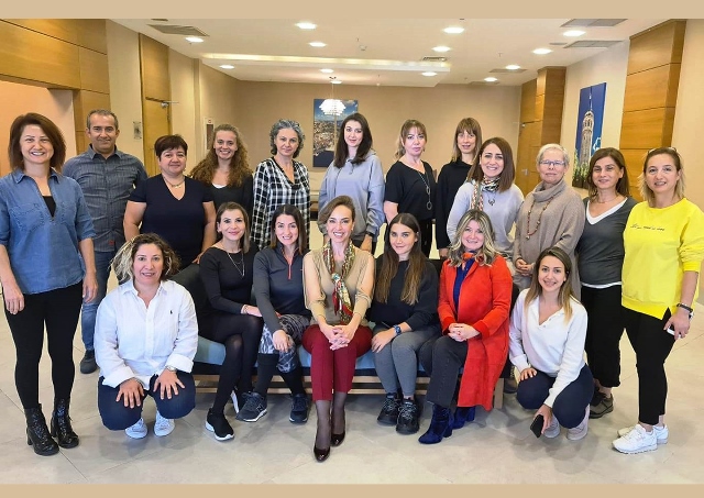 Ayurvedik Yoga Terapi — Ebru Şinik ile eğitimden bir kare