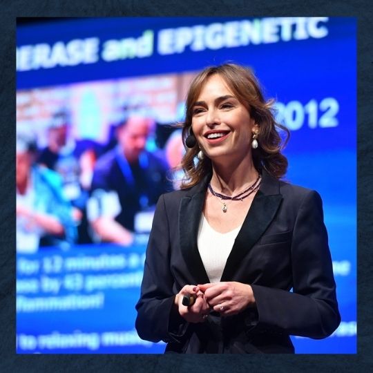 The Future Healthcare Konferansı'nda Ebru Şinik Beden & Zihin Tıbbının Yükselişi'ni Anlattı