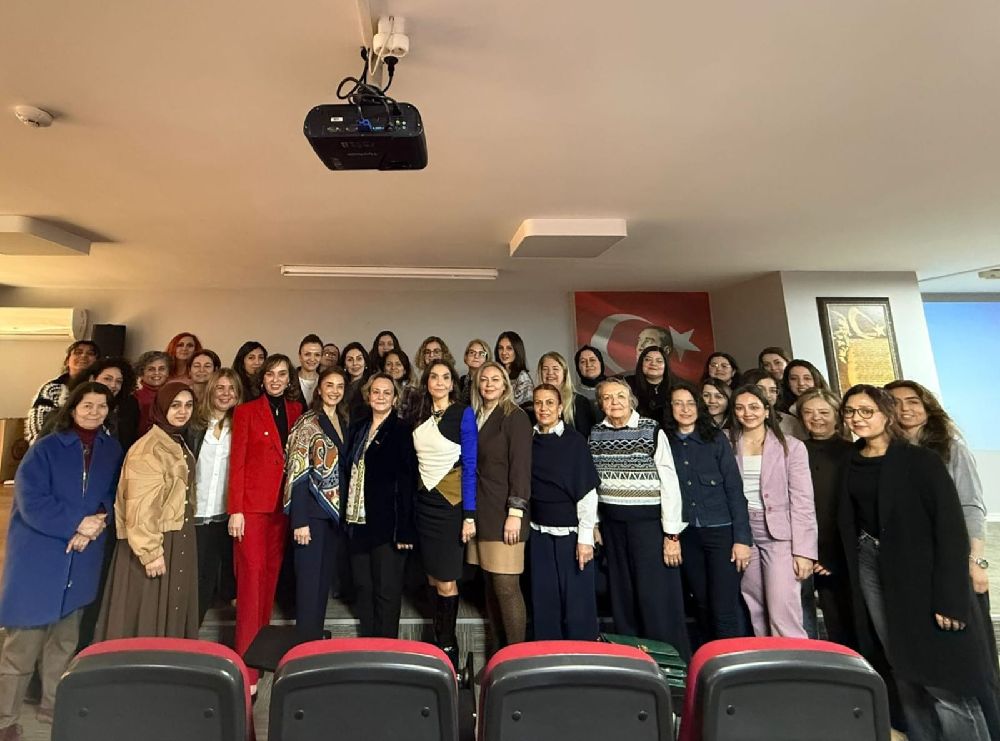 Zonguldak Eczacılar Odası Dünya Kadınlar Günü etkinliğinden bir kare